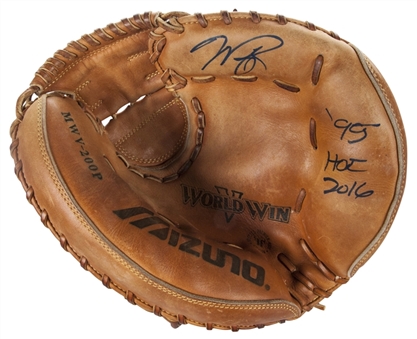 1995 Mike Piazza Game Used and Signed/Inscribed Mizuno MWV-200P Catchers Mitt (PSA/DNA)